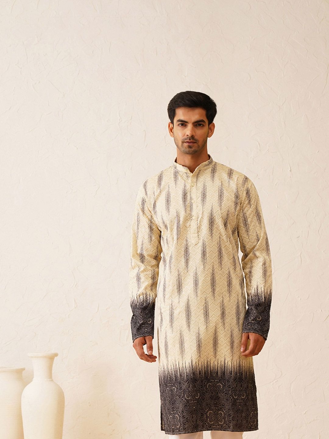 SOJANYA LUXE Embroidered Mandarin Collar Pure Cotton Straight Kurta With Pyjamas