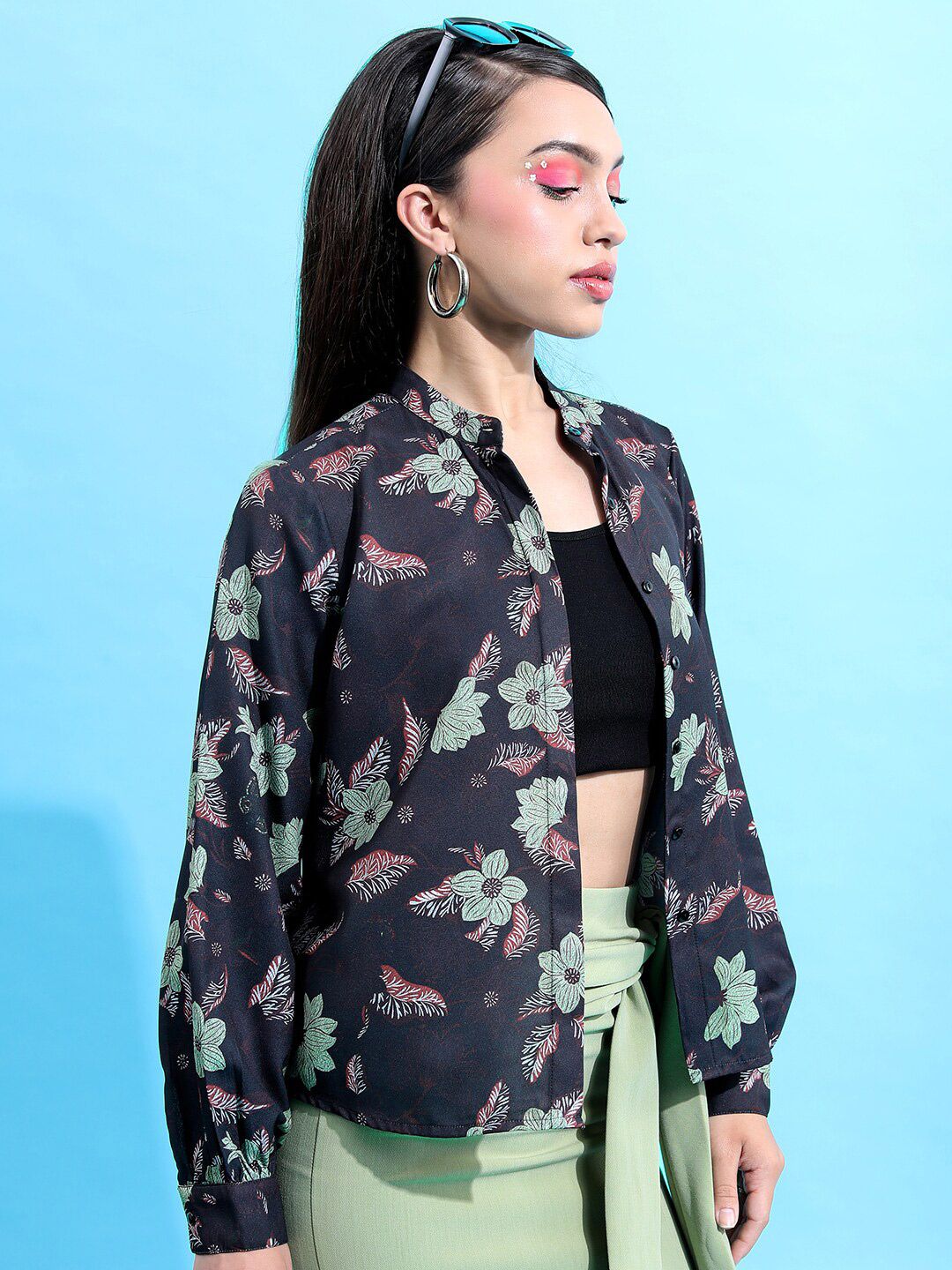 Tokyo Talkies Black & Green Floral Printed Casual Shirt