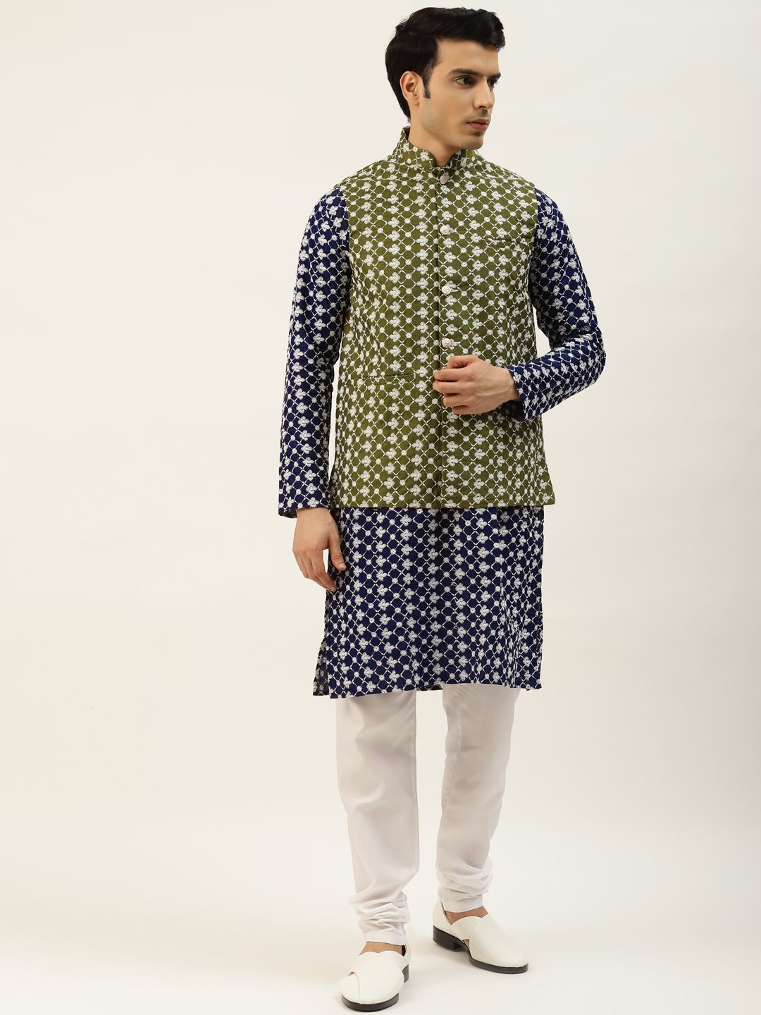 SOJANYA Men Navy Blue Chikankari Embroidered Kurta with Churidar & Nehru Jacket