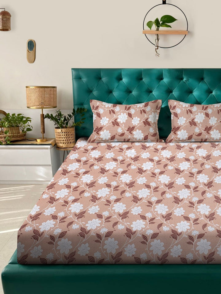 KLOTTHE Cosmos Beige Floral Cotton 400 TC Fitted King Superfine Bedsheet with 2 Pillow Covers-98 x 89 inches