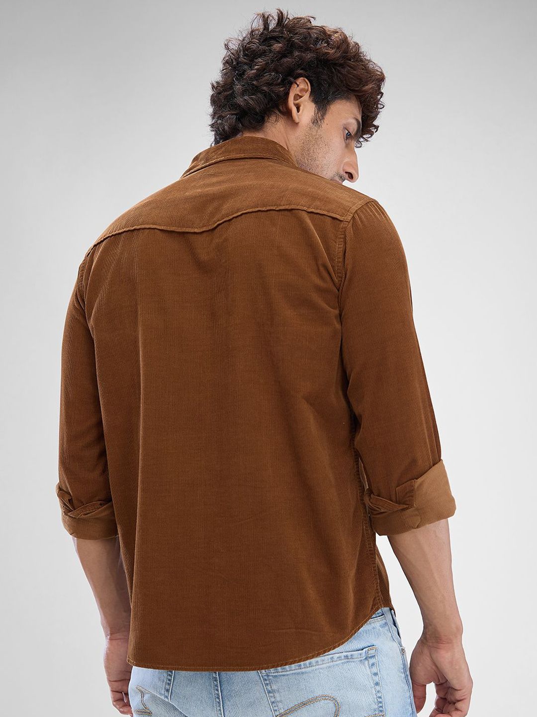 SPYKAR Men Slim Fit Opaque Solid Spread Collar Casual Shirt