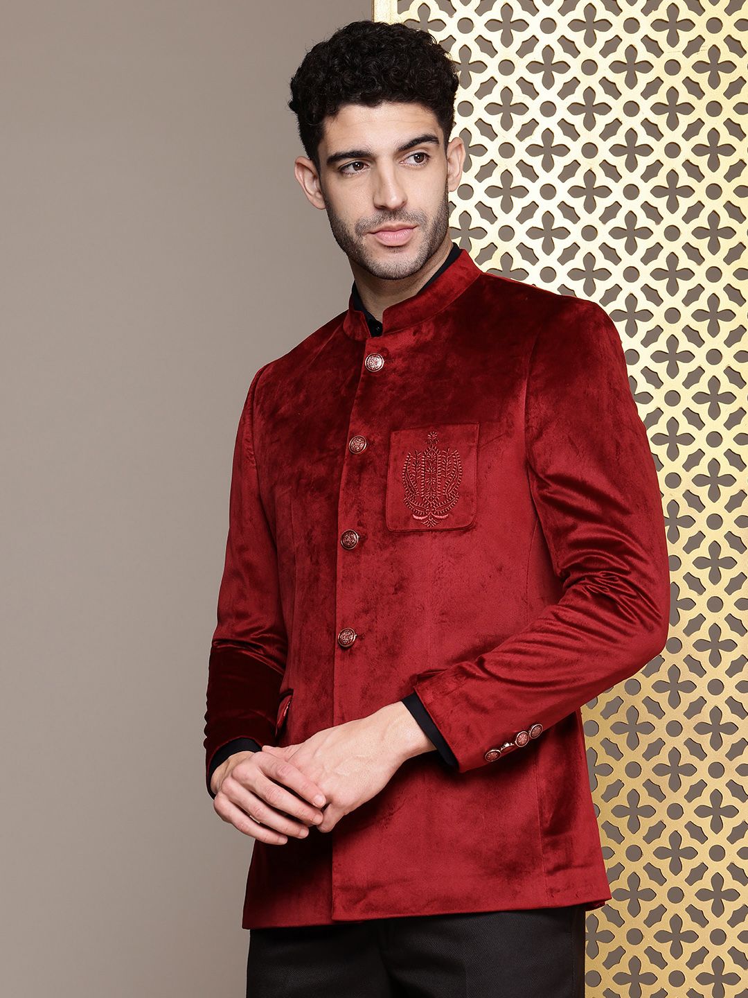 House of Pataudi Mandarin Collar Embroidered Detail Velvet Party Jashn Bandhgala Blazers