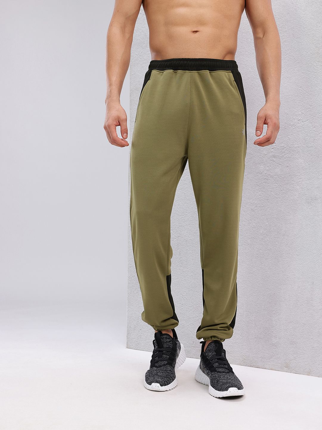 HRX by Hrithik Roshan Men Colourblock Rapid-Dry Running Joggers