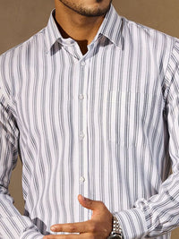 DENNISON Men Vertical Stripes Spread Collar Regular Fit Formal Shirt