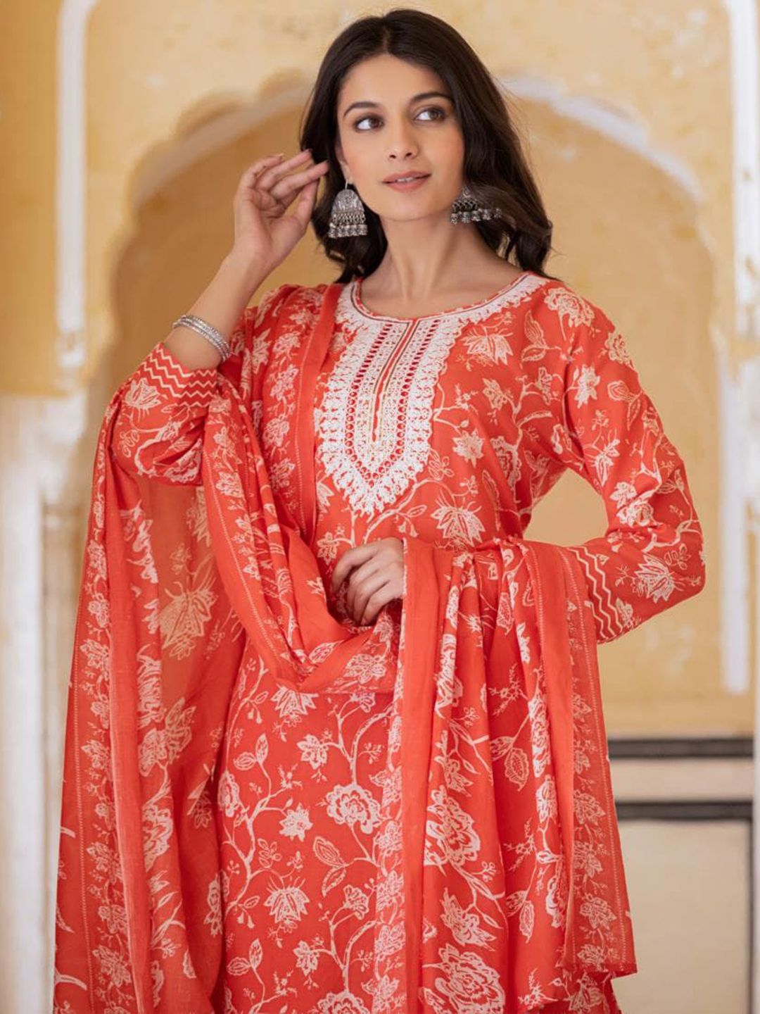 Varanga Floral Printed Regular Thread Work Kurta with Trousers & With Dupatta
