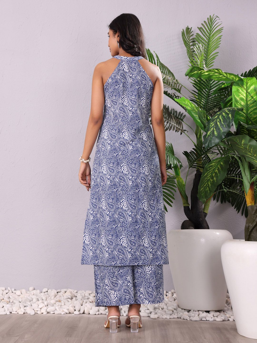 Varanga Paisley Printed V-Neck Pure Cotton Straight Kurta With Palazzo