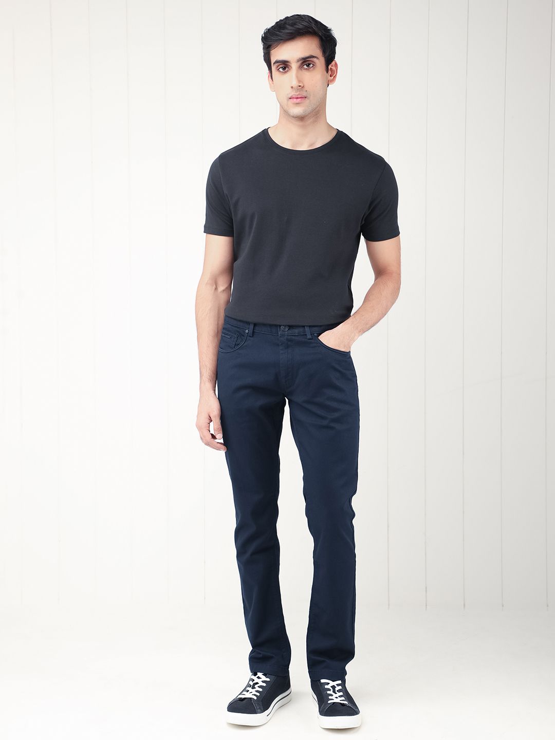 RARE RABBIT Men Cotton Slim Fit Jeans