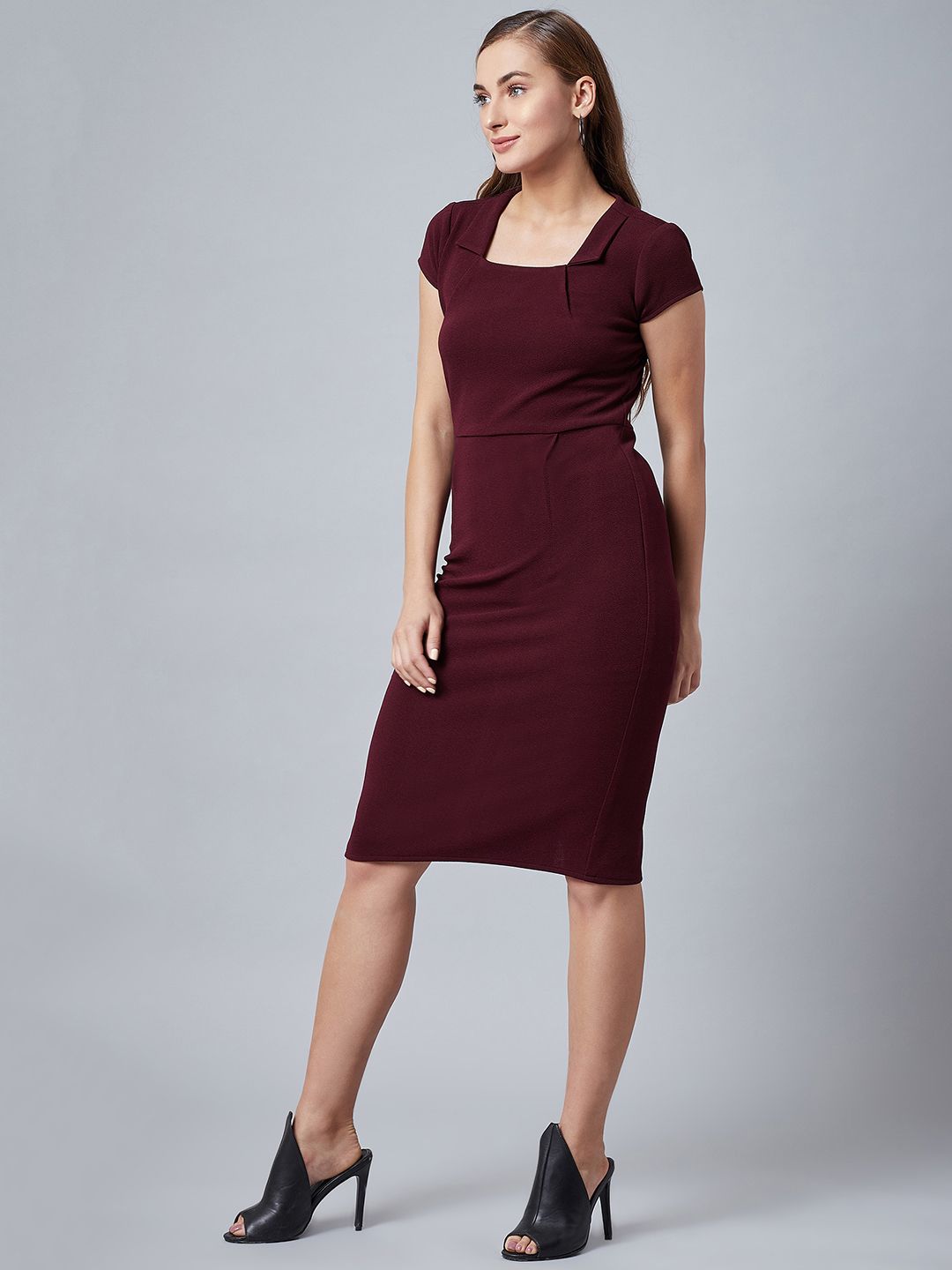 Athena Women Burgundy Solid Sheath Dress