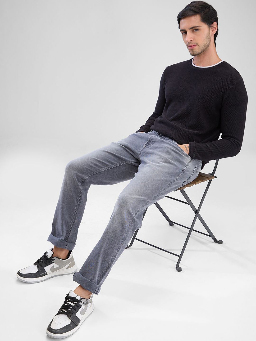 SPYKAR Men Heavy Fade Mid Rise Stretchable Jeans