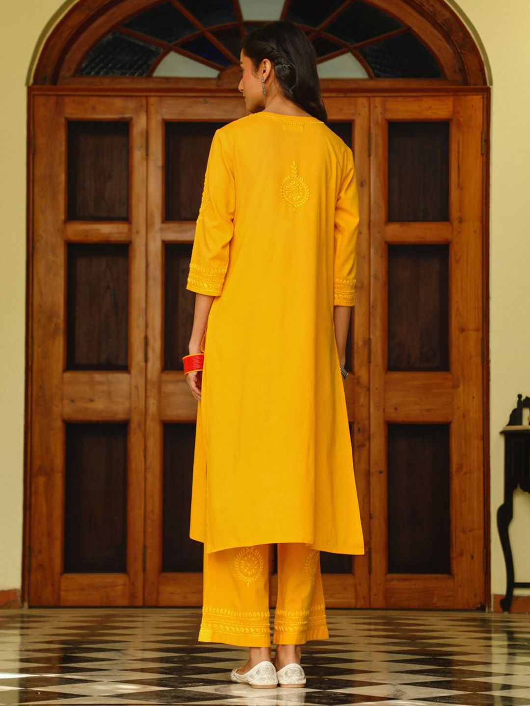 Rumah Wanita Chikankari Set Kurta Sulam Chikankari Kapas Kuning