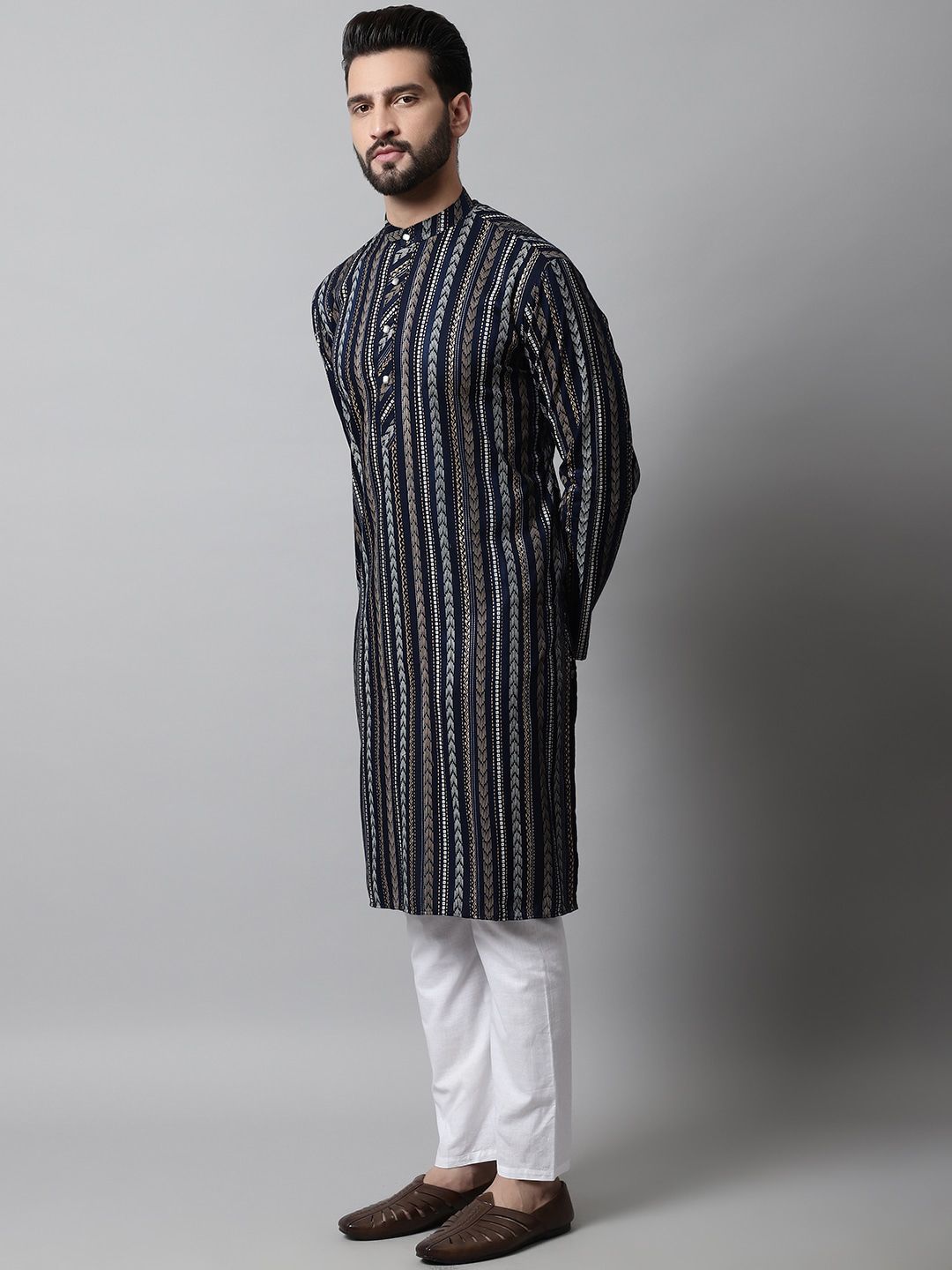 Jompers Men Printed Band Collar Pure Cotton Kurta with Pyjamas