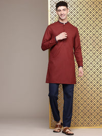 House of Pataudi Mandarin Collar Jashn Kurta with Trousers
