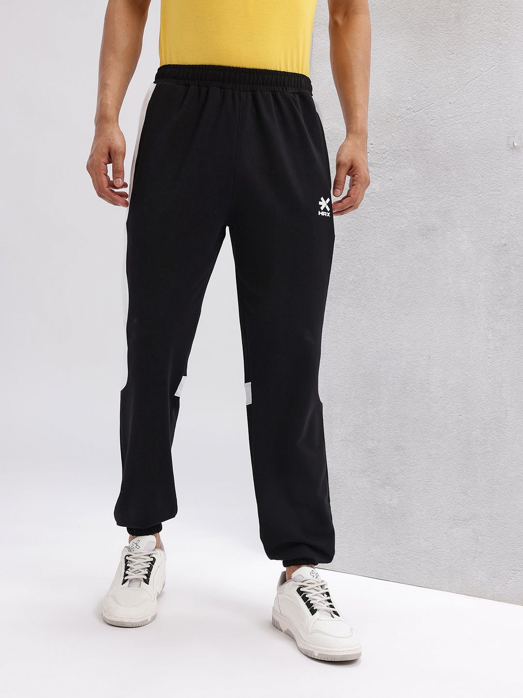 HRX by Hrithik Roshan Men Mid-Rise Colorblocked Joggers