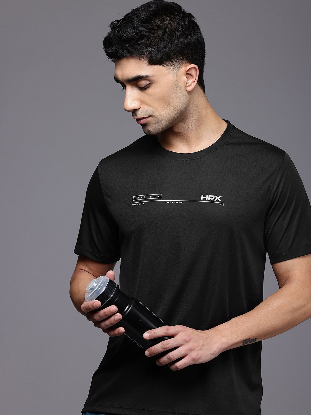 HRX by Hrithik Roshan AIRFLOW Rapid Dry & Antimicrobial Finish Running T-shirt