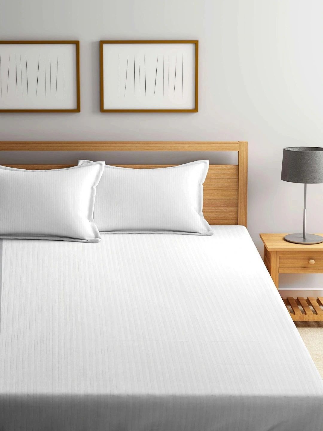 Moda Rapido X KLOTTHE White Striped 300 TC Bedsheet with 2 Pillow Covers