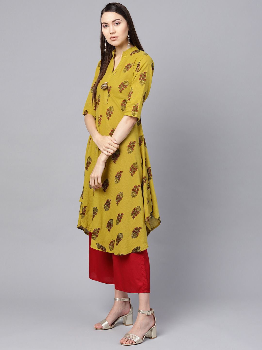 SOJANYA Women Mustard Yellow & Red Floral Print A-Line Kurta