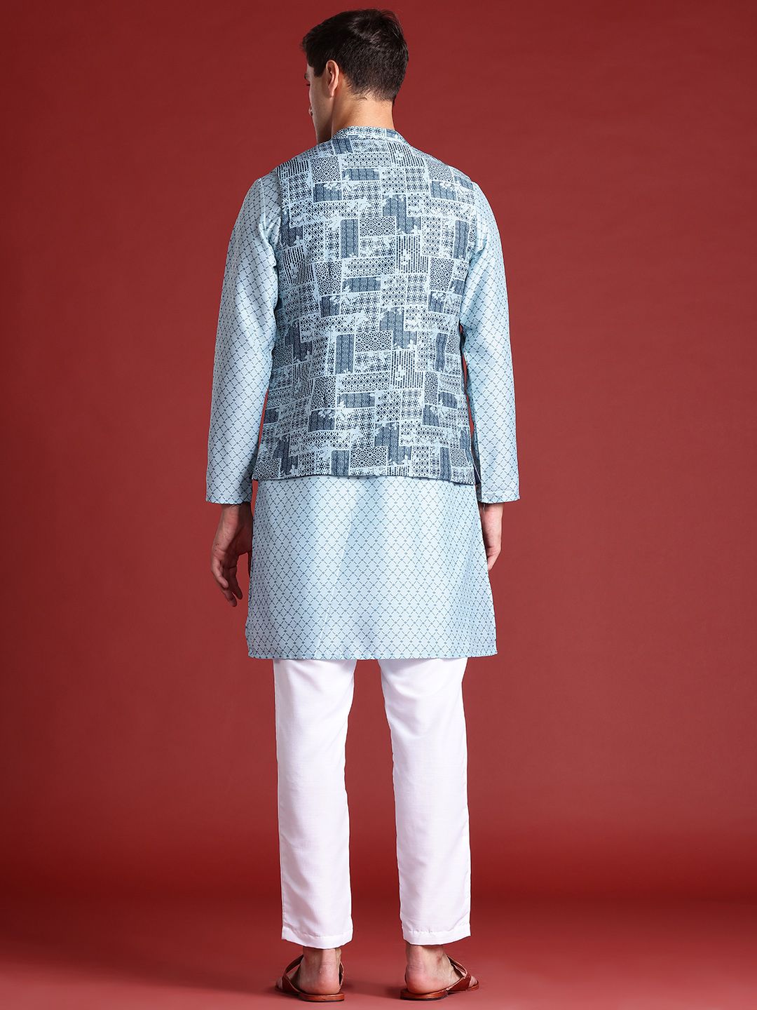 Anouk Men Printed Regular Kurta with Pyjamas And Nehru jacket