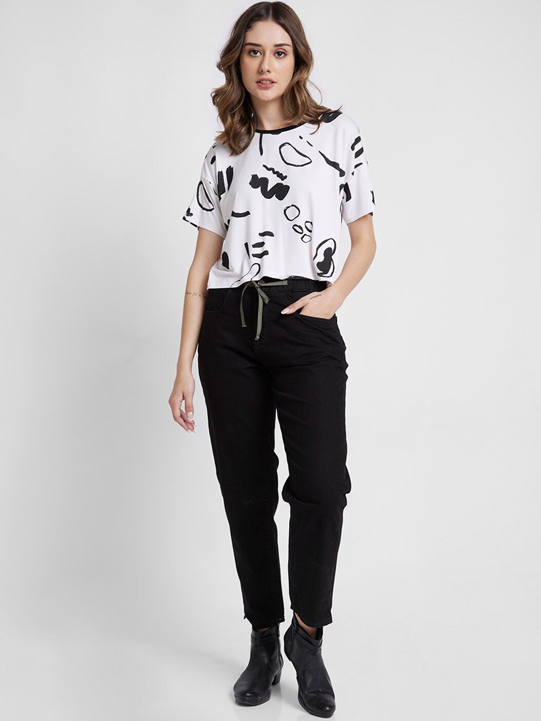 SPYKAR Women Mom Fit Clean Look Cotton Jeans