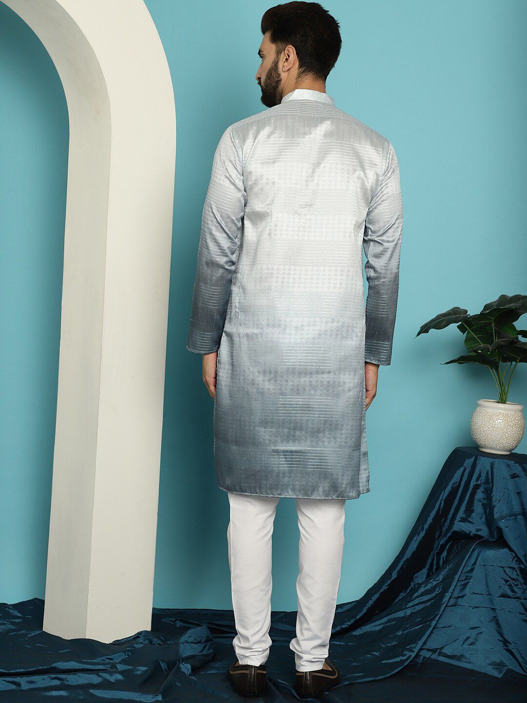 SOJANYA Geometric Woven Design Straight Kurta with Churidar