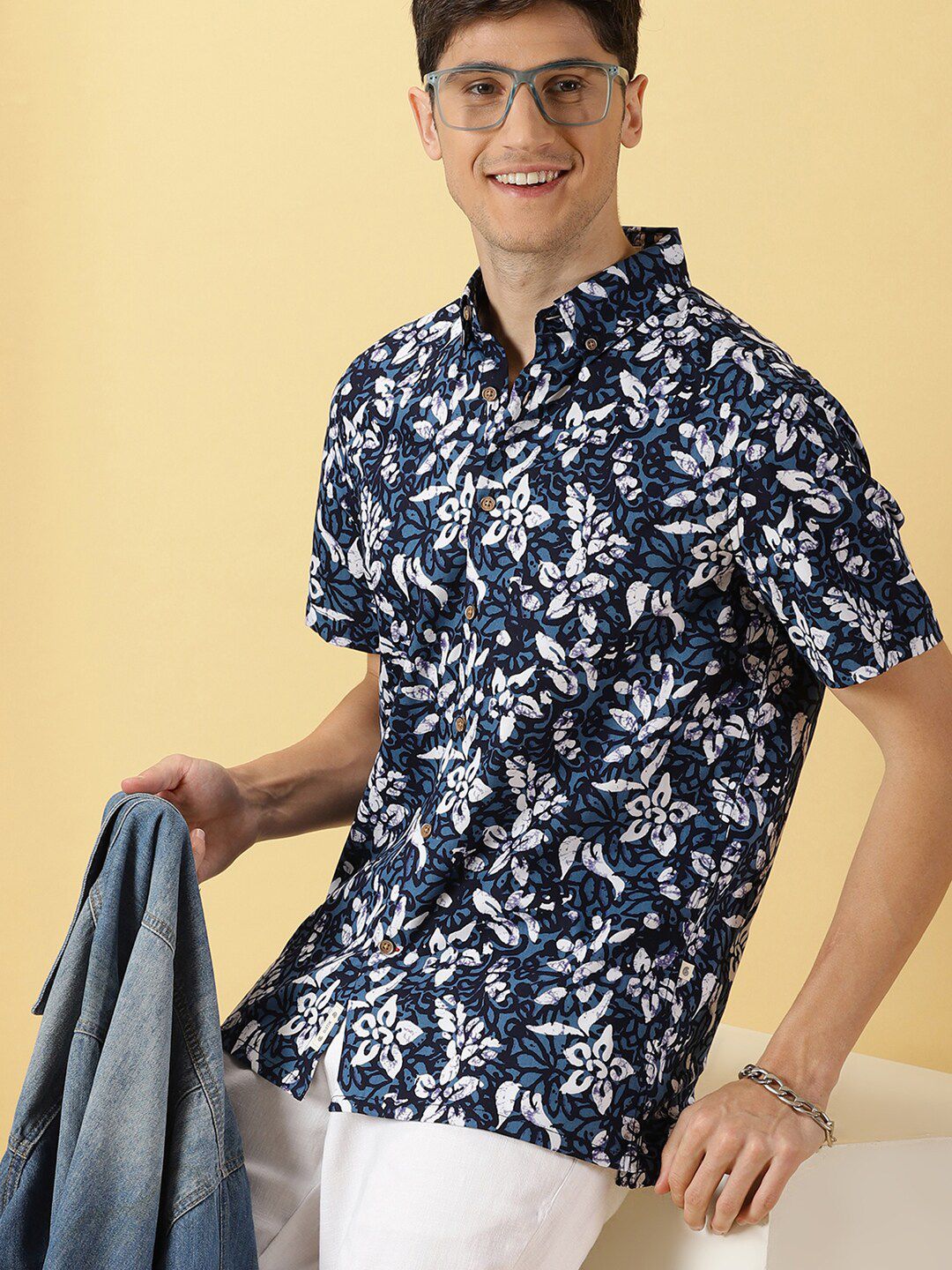 Thomas Scott Pure Cotton Smart Floral Opaque Printed Casual Shirt
