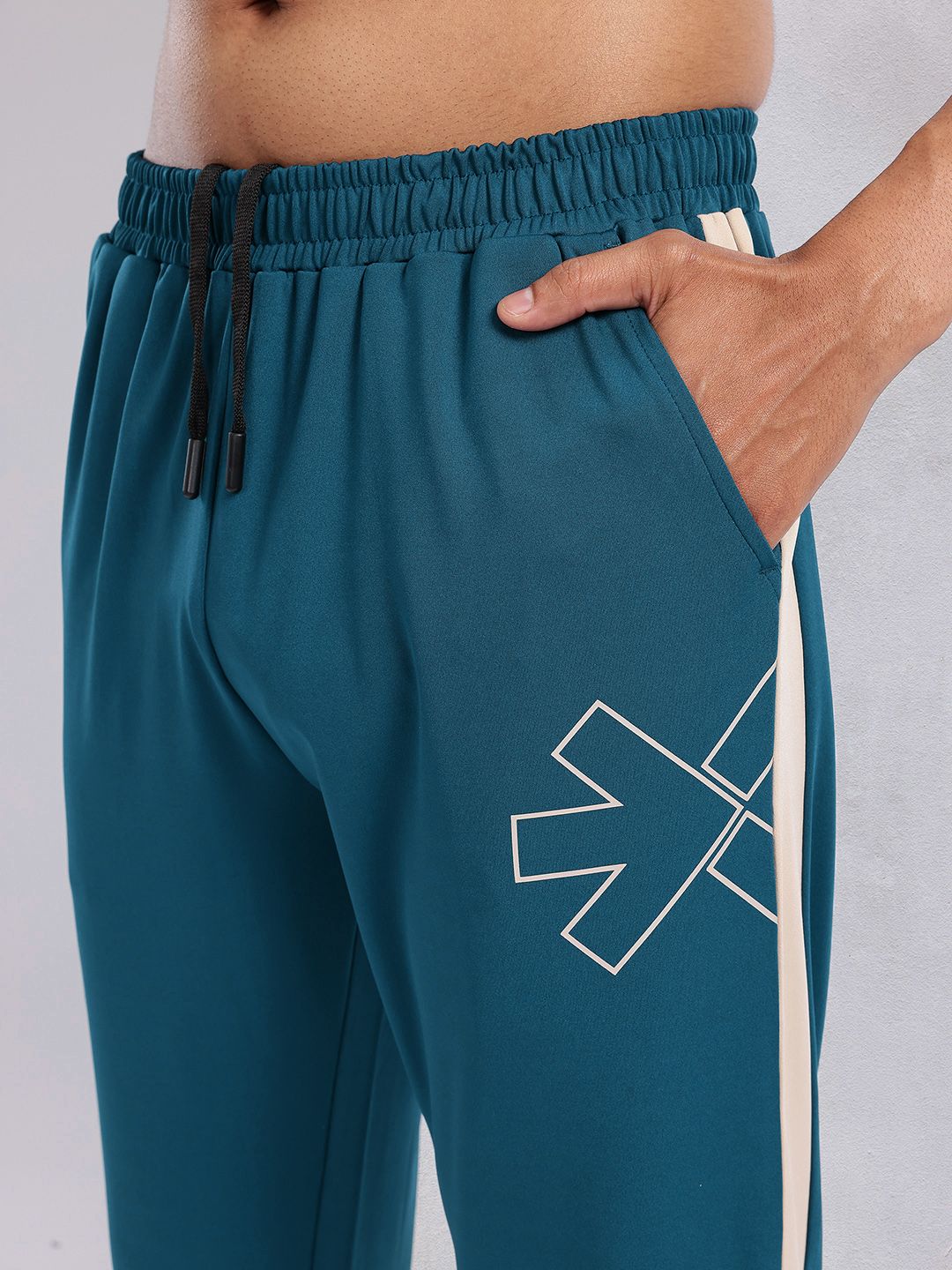 HRX by Hrithik Roshan Men Side Panel Training Track Pants