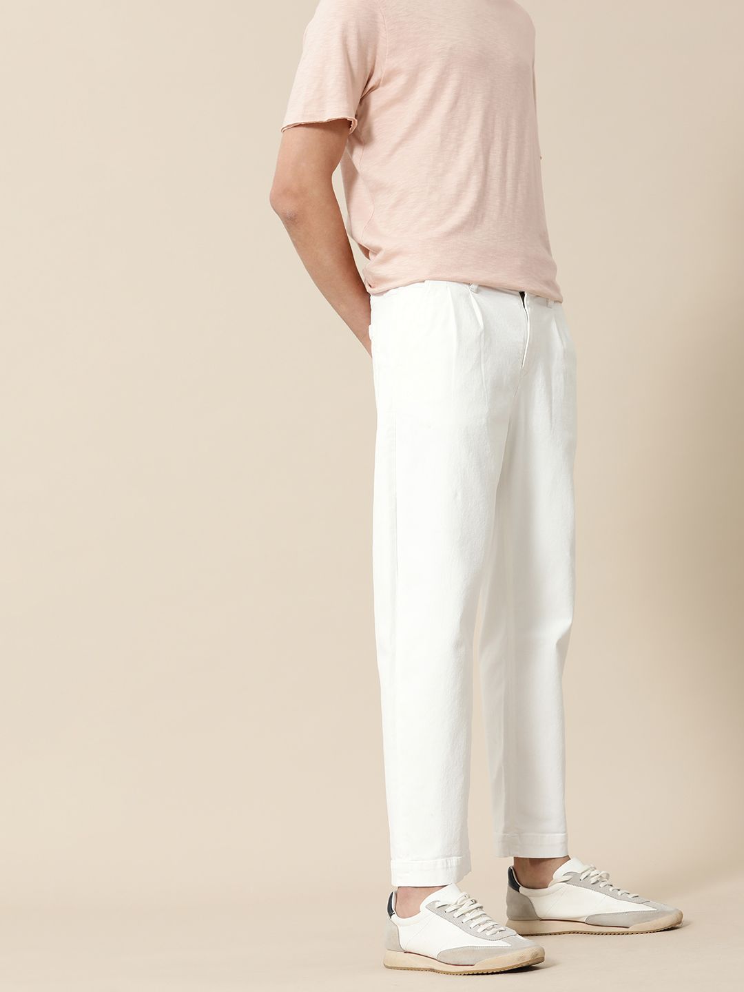 Mr Bowerbird Men White Tapered Fit Mid-Rise Clean Look Jeans