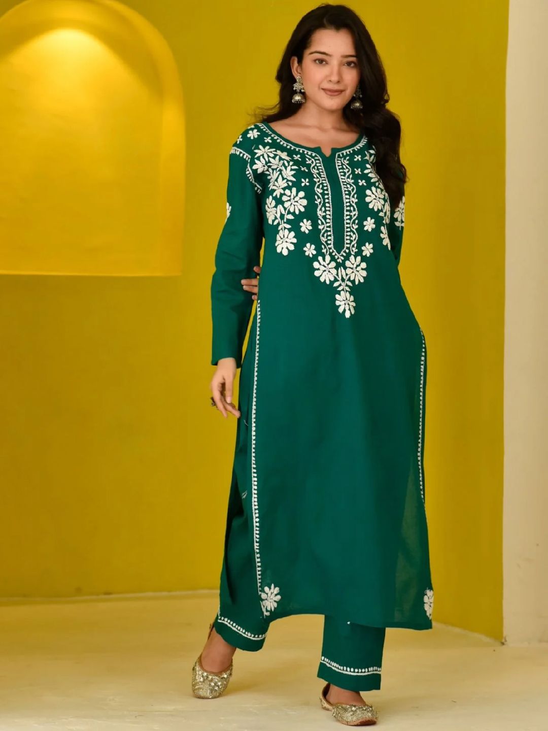 House of Chikankari Women Teal Green Cotton Chikankari Embroidered Kurta Set