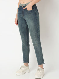 SPYKAR Women Slim Fit Mid-Rise Light Fade Jeans