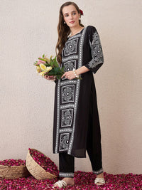 Indo Era Floral Printed Round Neck Pure Cotton Straight Kurta With Trousers