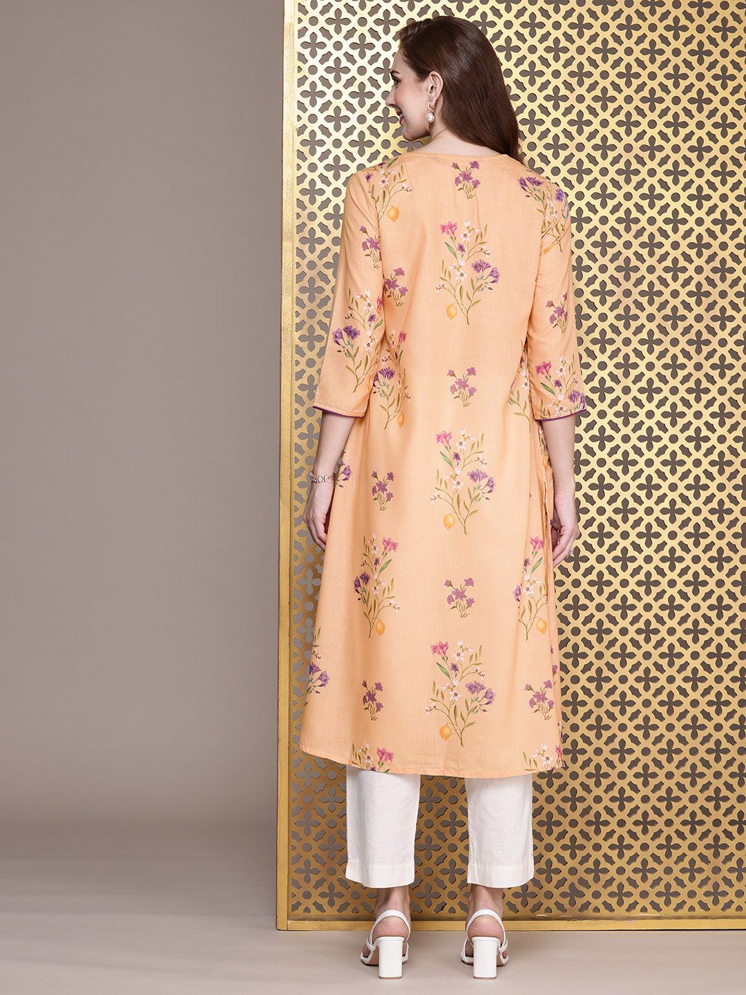 House of Pataudi Floral Printed Jashn Kurta