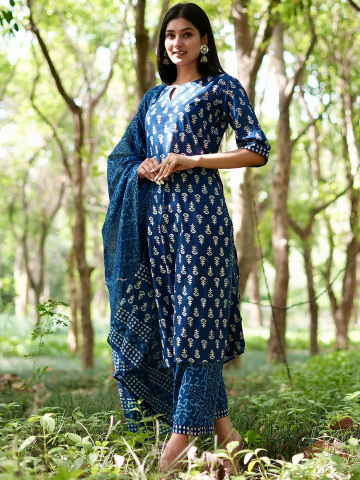 Libas Women Blue Ethnic Motifs Printed Pure Cotton Kurta with Palazzos & Dupatta