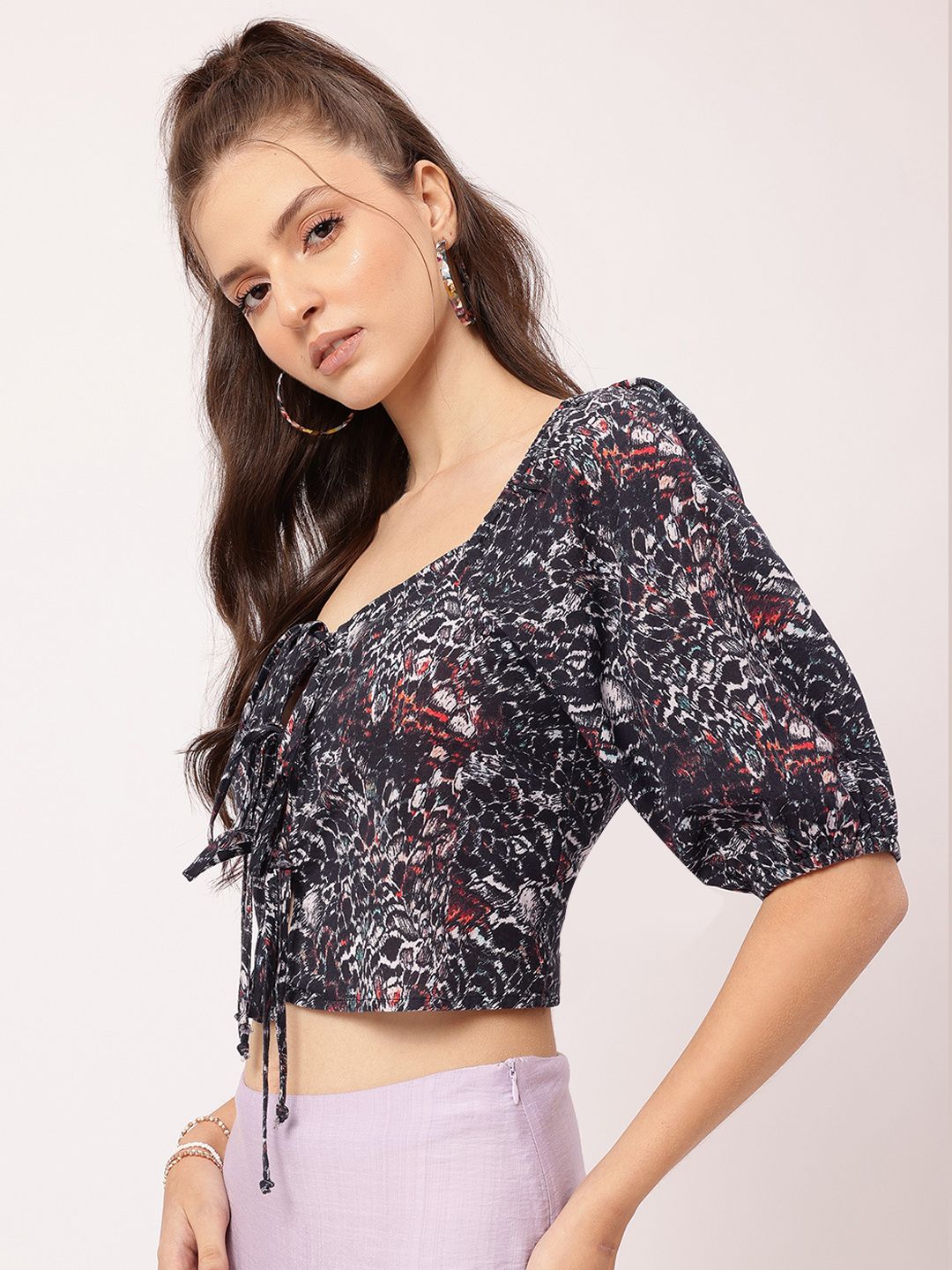 DressBerry Abstract Affair Front Tie-Ups Puff Sleeve Top