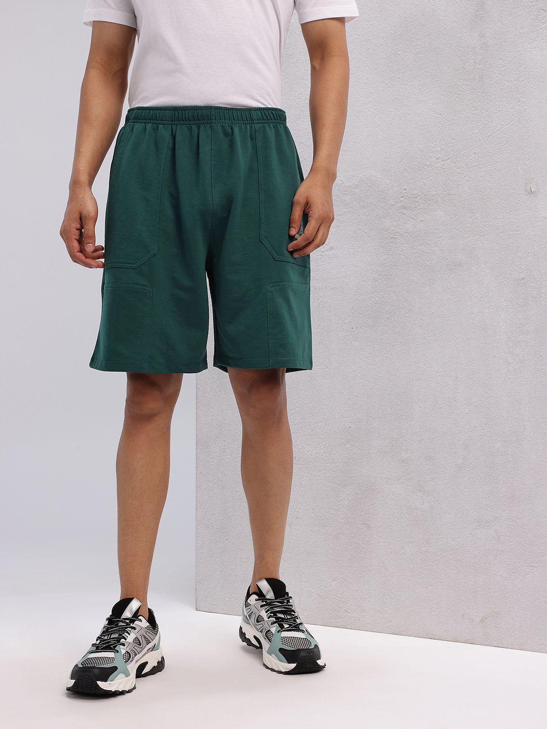 HRX by Hrithik Roshan Men Typography Printed Mid-Rise Regular Fit Lifestyle Shorts