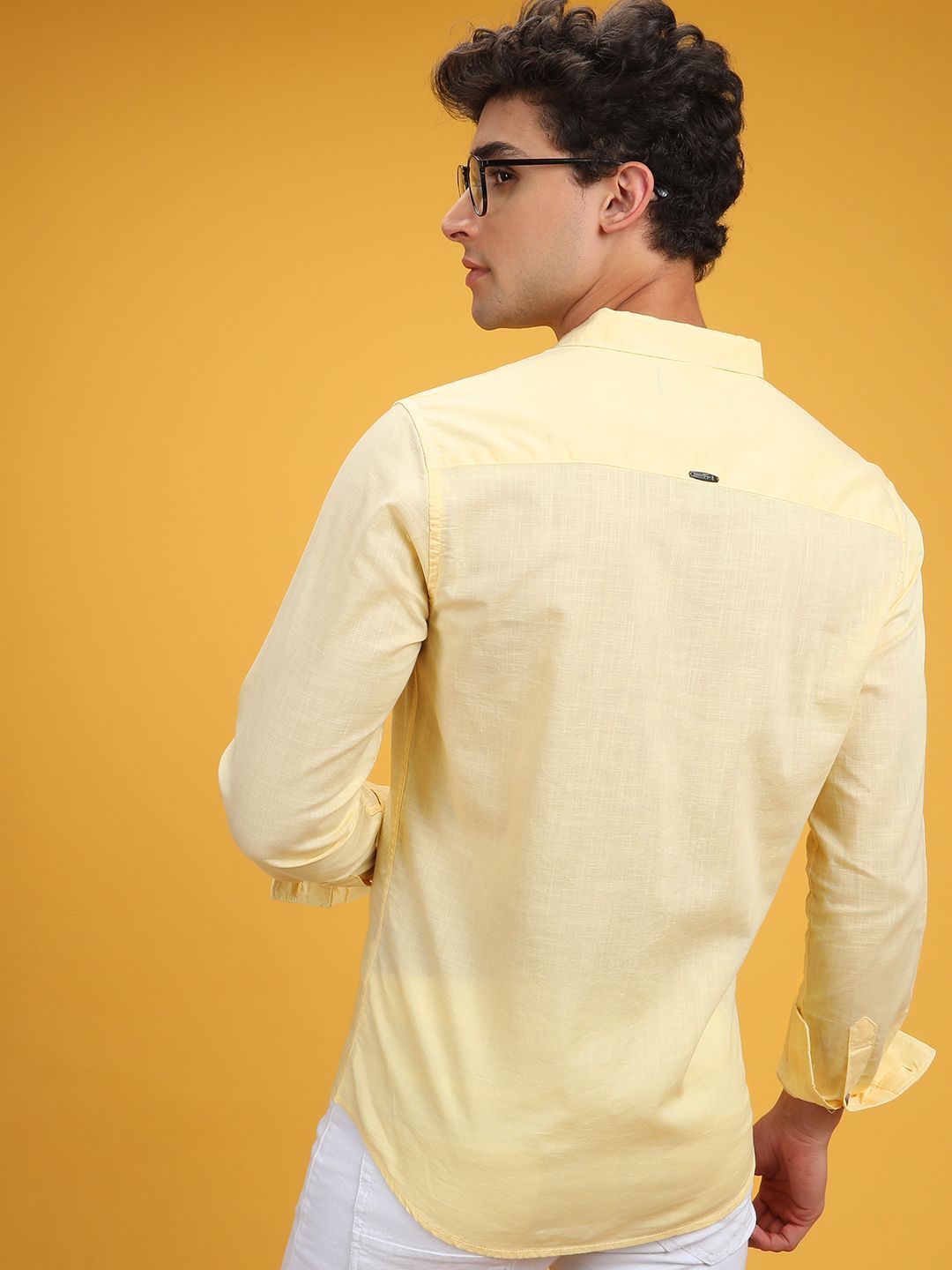 The Indian Garage Co Men Yellow Slim Fit Solid Pure Cotton Casual Shirt