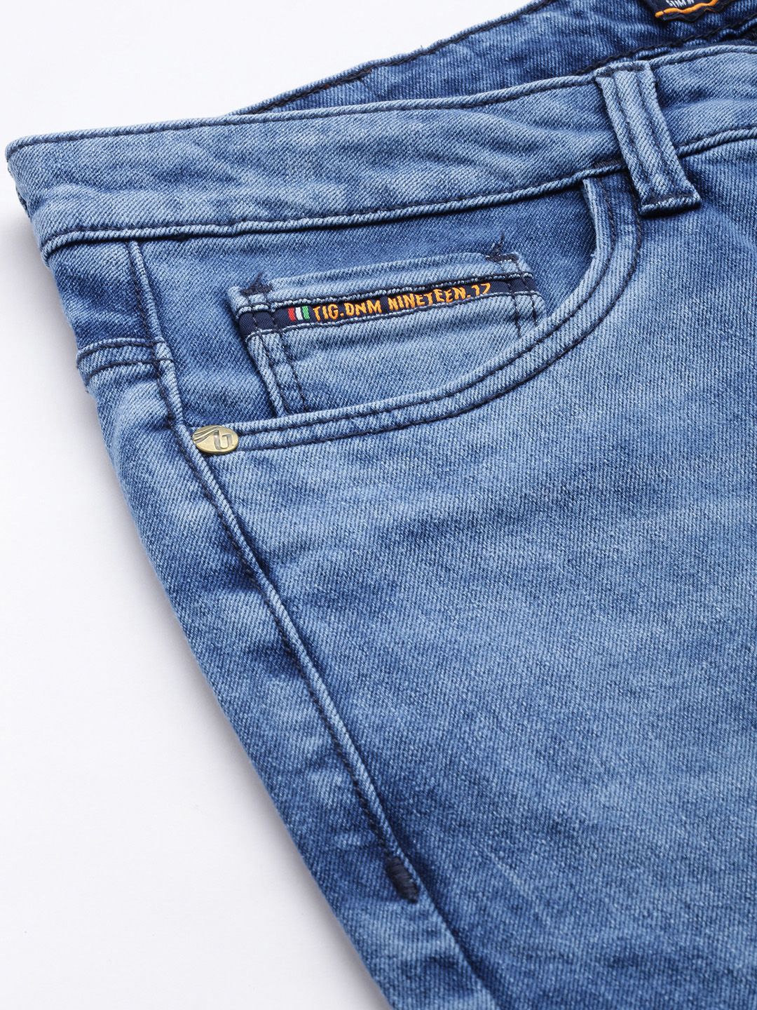 The Indian Garage Co Men Slim Fit Mildly Distressed Heavy Fade Stretchable Jeans