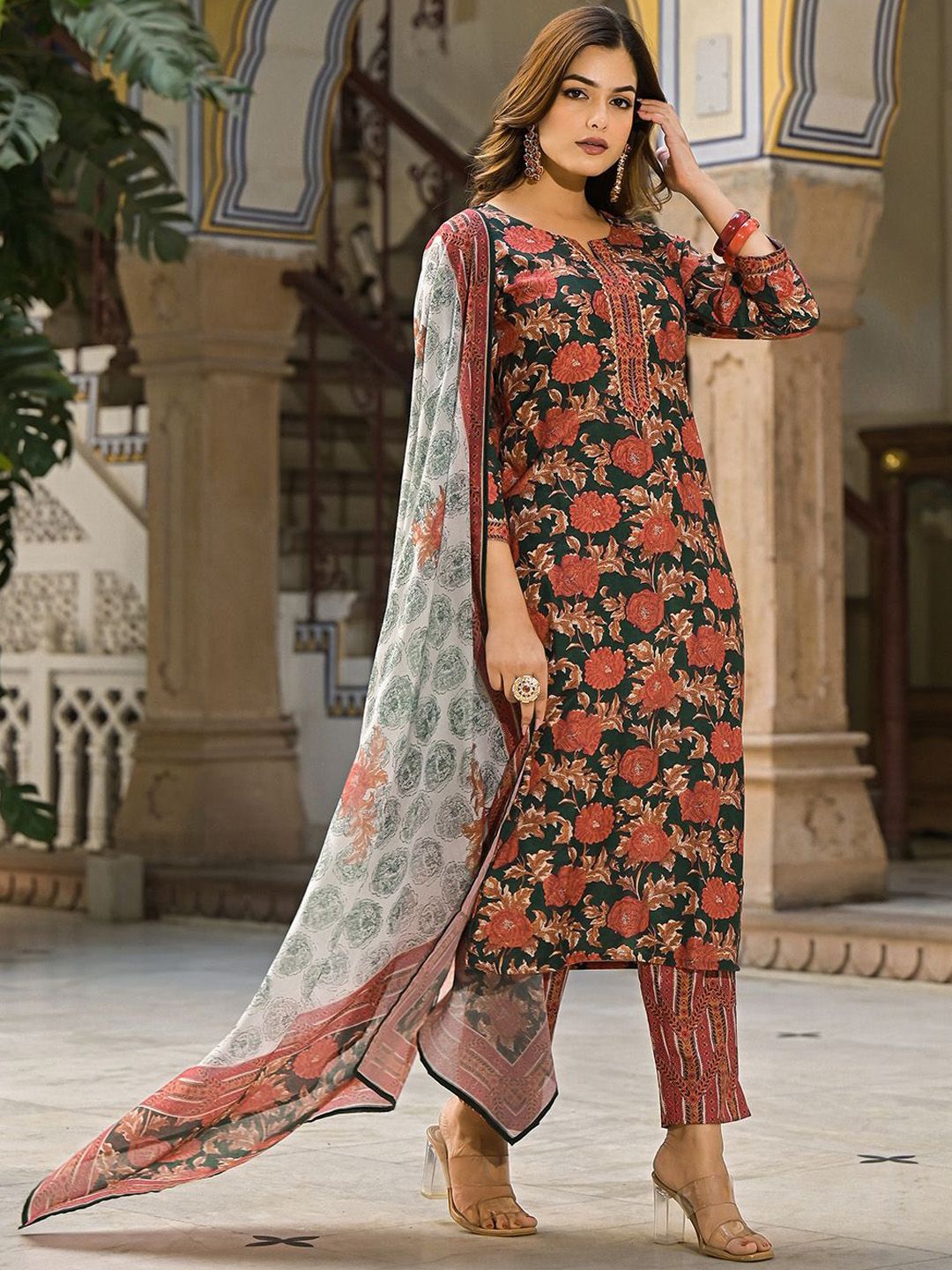 KALINI Women Floral Printed Round Neck Straight Kurta with Trousers & With Dupatta