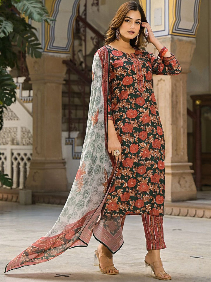 KALINI Women Floral Printed Round Neck Straight Kurta with Trousers & With Dupatta