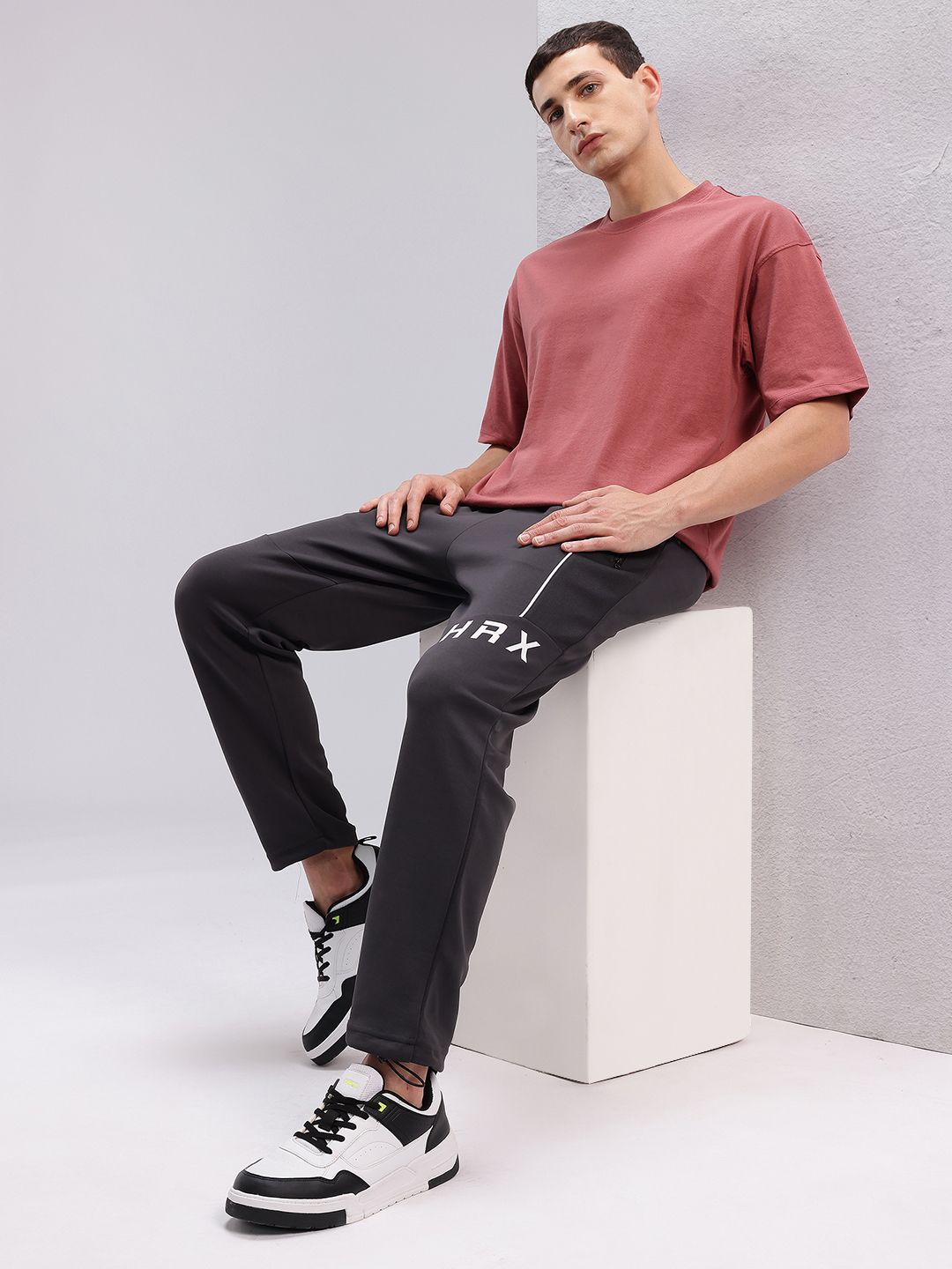 HRX by Hrithik Roshan Typography Printed Drop-Shoulder Sleeves T-shirt