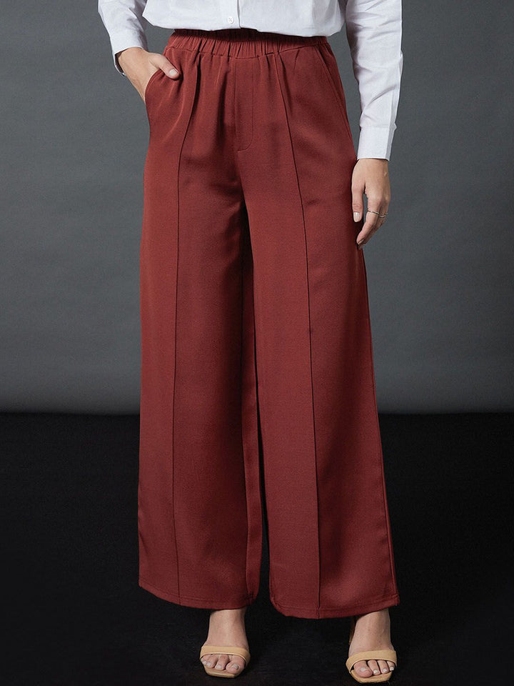 SASSAFRAS worklyf Sleeveless Blazer With Palazzos