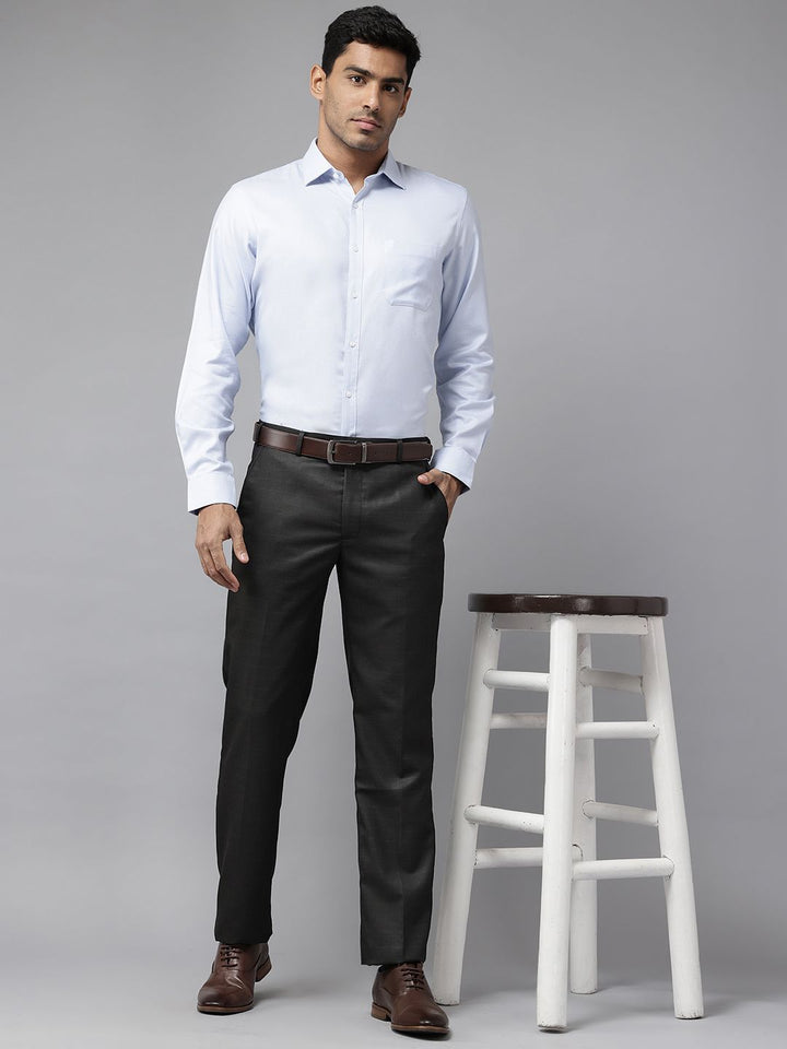 Park Avenue Men Regular Fit Checked Formal Trousers