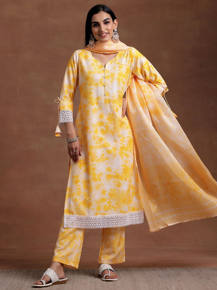Libas Notched Neck Geometric Embroidered Straight Kurta with Palazzo & Dupatta