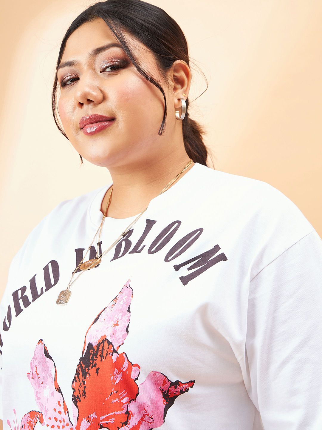 SASSAFRAS Curve Plus Size Graphic Printed Round Neck Cotton Relaxed Fit T-shirt