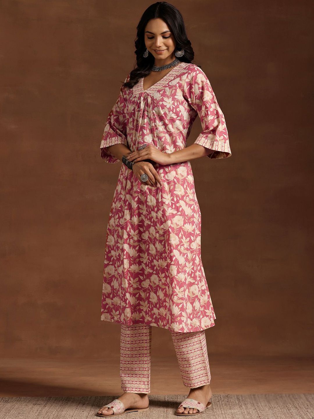 Libas Women Floral Printed Pleated Pure Cotton Kurta with Trousers