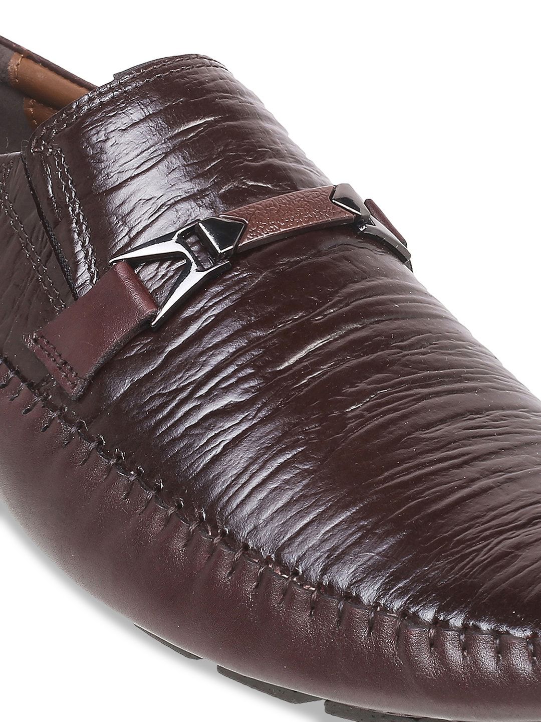 Mochi Men Textured Leather Formal Loafers