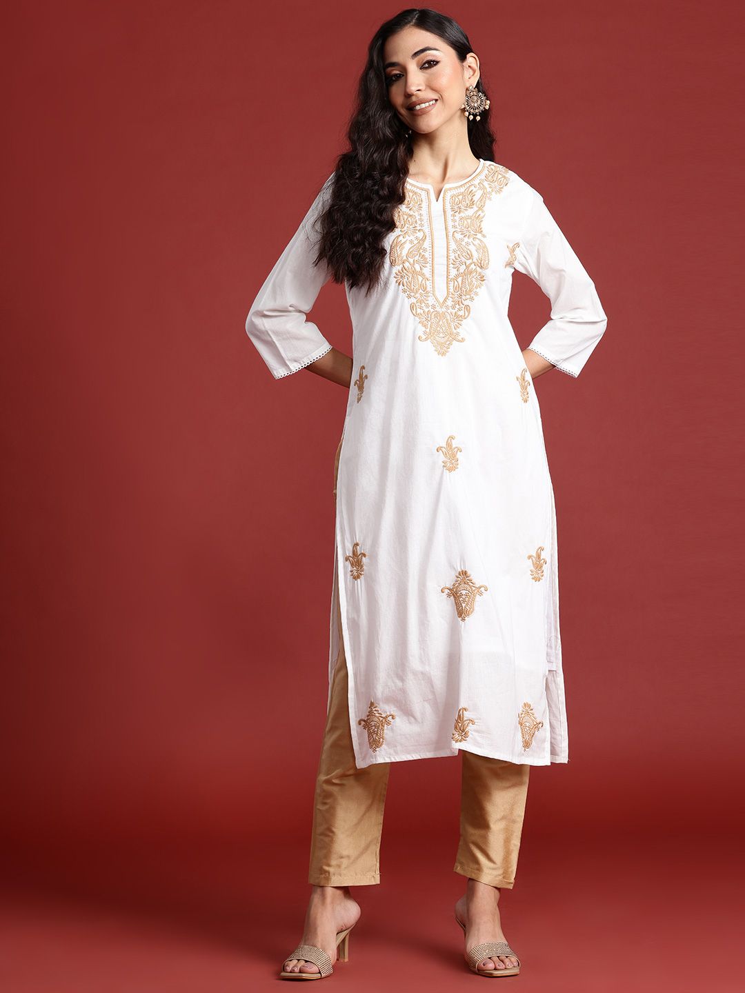 Indo Era Women Paisley Embroidered Pure Cotton Kurta
