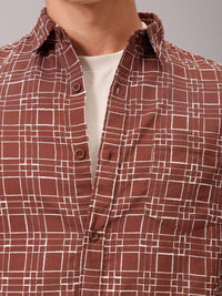 The Indian Garage Co Men Cutaway Collar Checked Cotton Slim Fit Casual Shirt