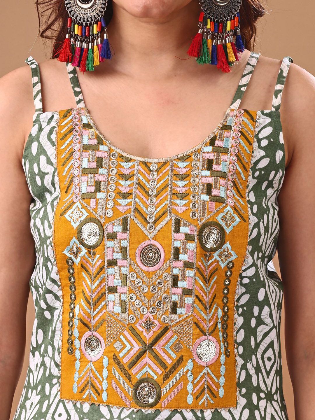 KALINI Women Dyed Patchwork Kurta