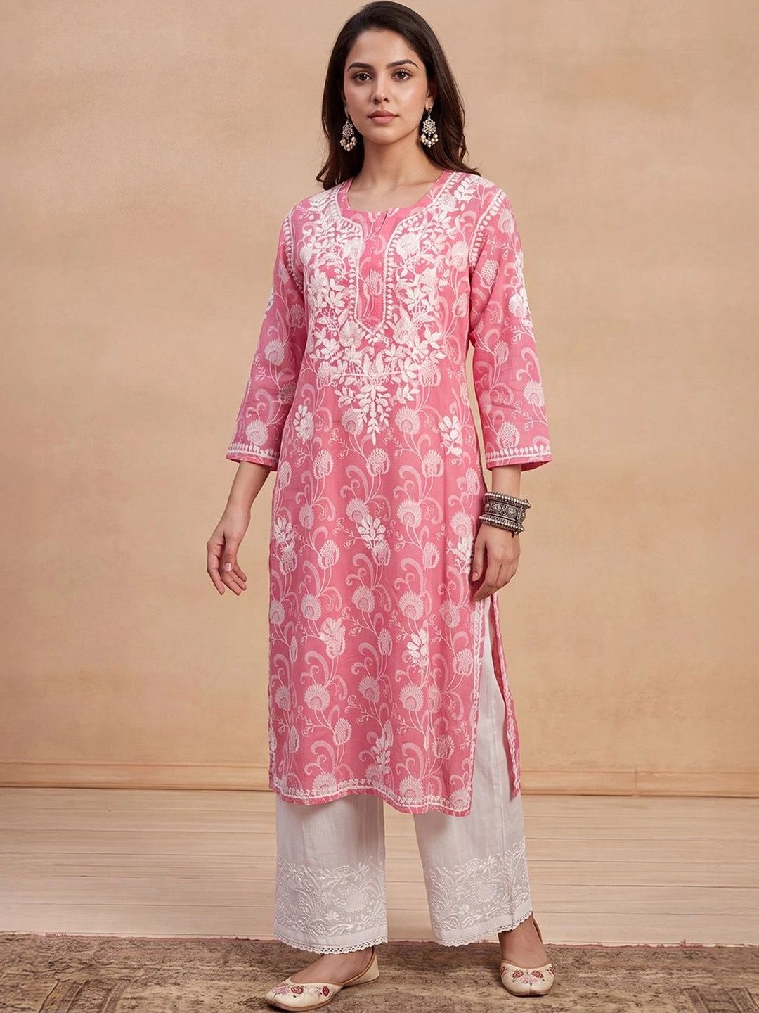 House of Chikankari Women Floral Embroidered Chikankari Kurta