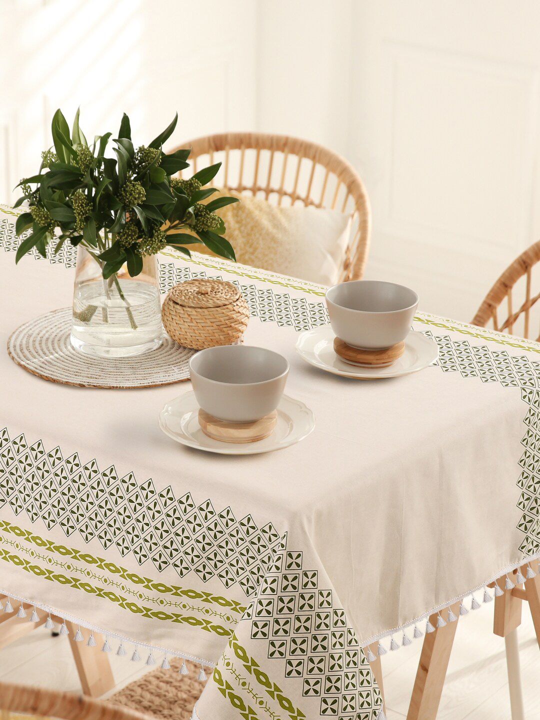 URBAN SPACE Cream-Colored Printed Pure Cotton 4-Seater Table Cover