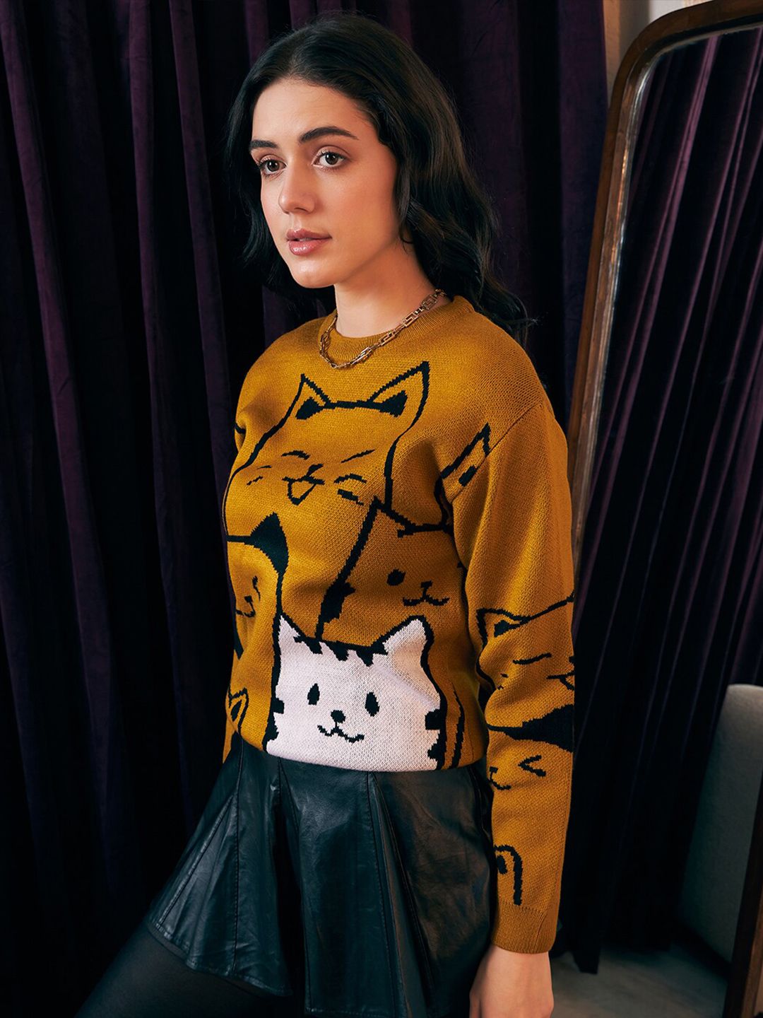 Berrylush Graphic Printed Acrylic Pullover